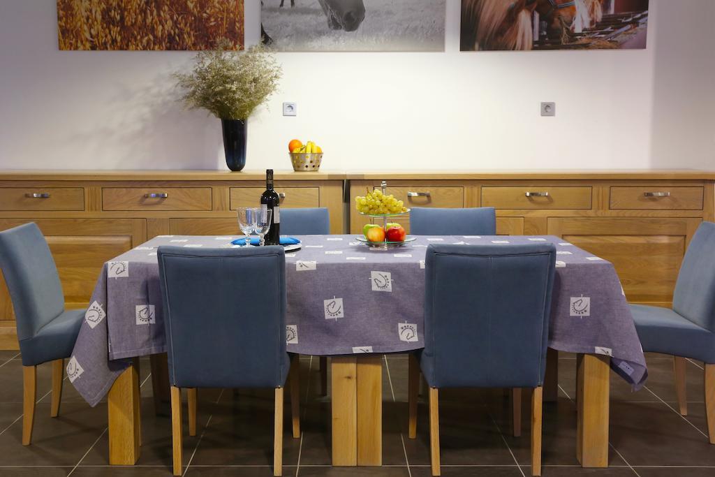 Hédervári Lovas Vendégház Habitación foto